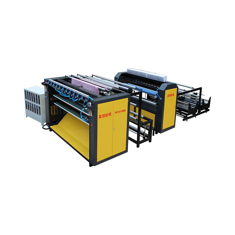 Compositum ultrasonic secantibus embosantibus machinam